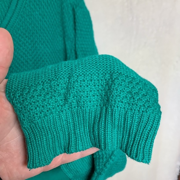 Caribbean Joe Green Sweater - Picture 4 of 7